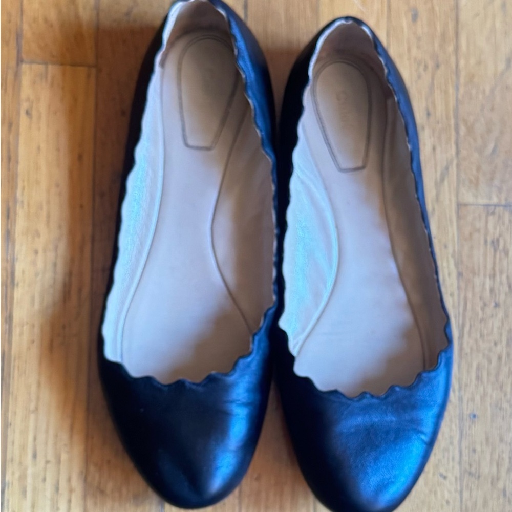 Chloé - Lauren scalloped leather ballet flats.